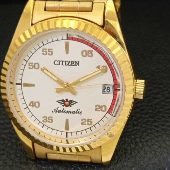 Vintage 1991 Citizen Automatic Mens Gold Watch W/daydate & Red accents - Picture 3 of 10
